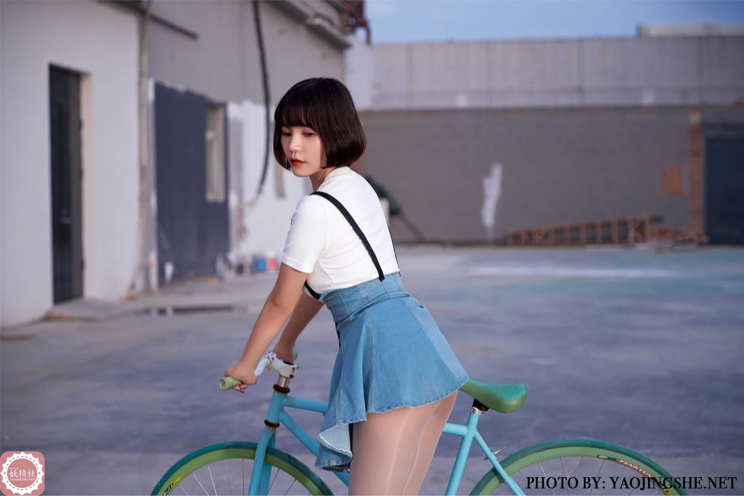 妖精社  2020.12.07 T2043《回家路上》唐飞飞